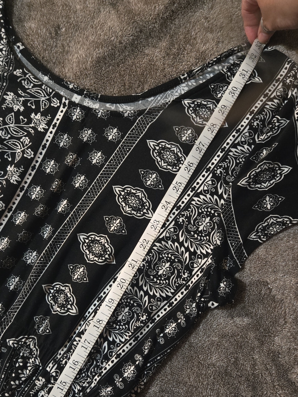 Derek Heart Black and White Bandana Print Romper - Picture 6 of 6